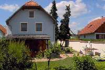 Austria Privát Lutzmannsburg, Esterno